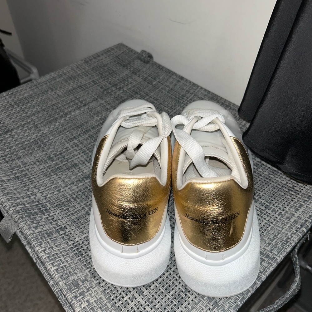 Alexander McQueen sneakers - Picture 3 of 7